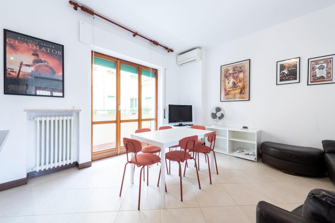 Verona Movie Lovers Apartment ภายนอก รูปภาพ