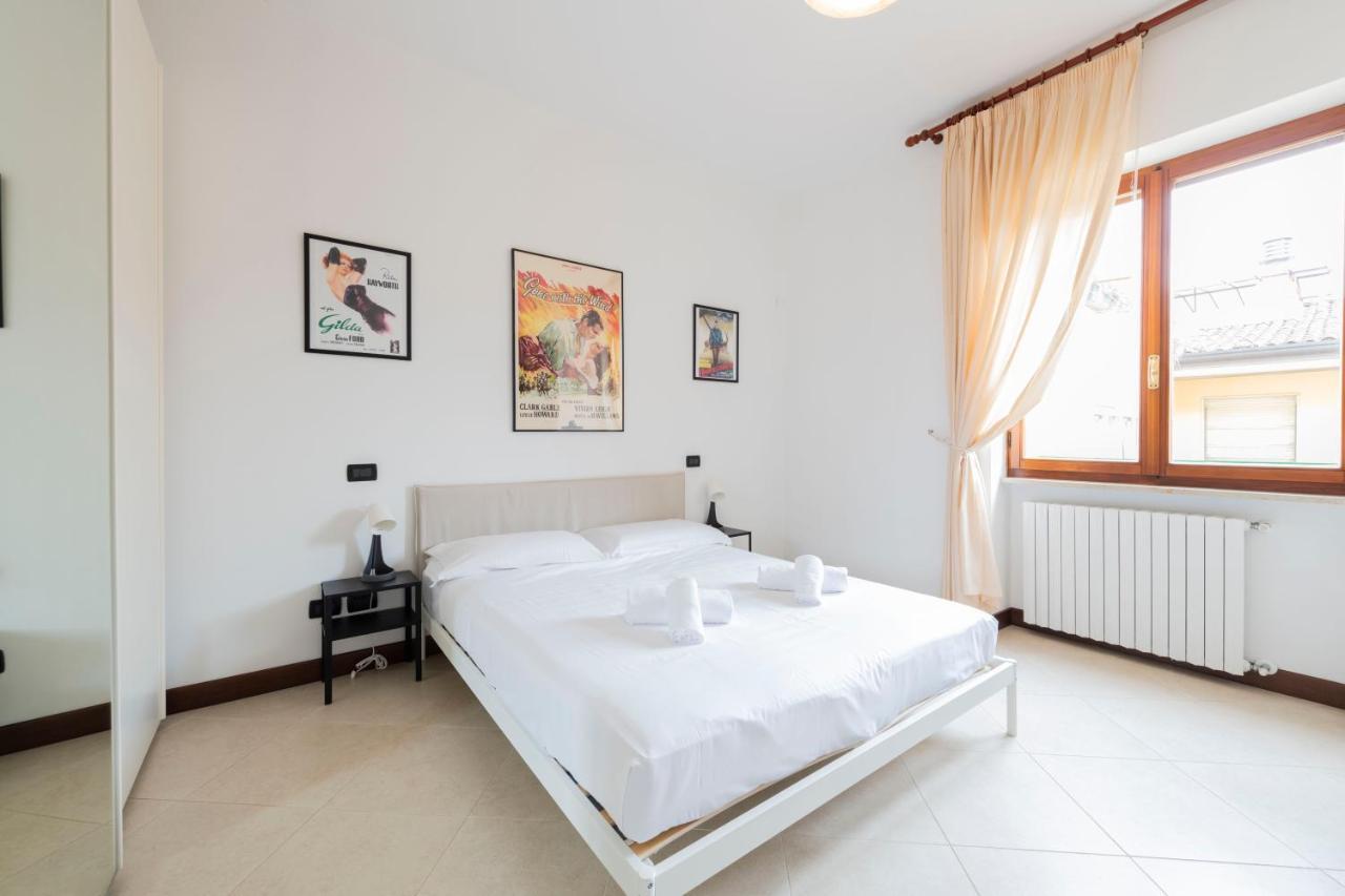 Verona Movie Lovers Apartment ภายนอก รูปภาพ